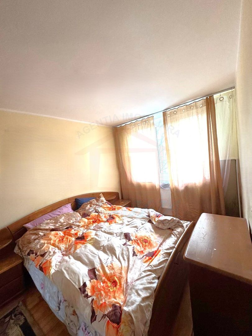 52.5oo euro, NEGOCIABIL, 3 camere, etaj 3 Micro19 - Poză 6