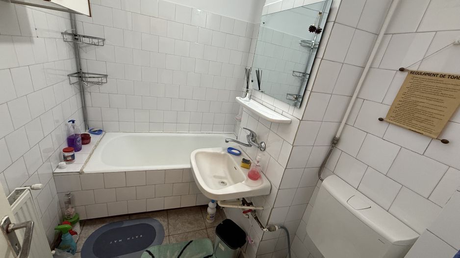 Apartament 3 camere 60 mp etaj 2 - Campina ,langa OMV - Poză 14