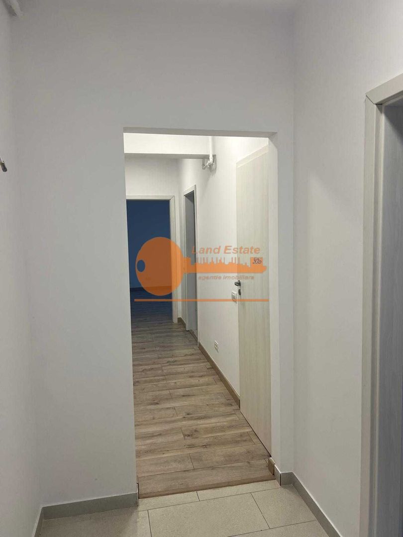 Exigent Plaza Rezidence/3 cam/pentru Activitate Comerciala sau Locuit - Poză 3