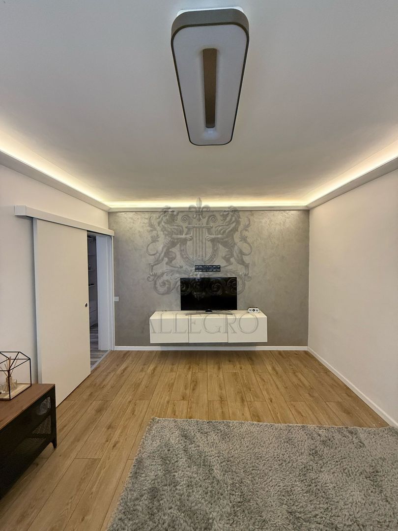 2 Camere | Decomandat | Centrala proprie | 1981 | Parcare ADP | Parter - Poză 3