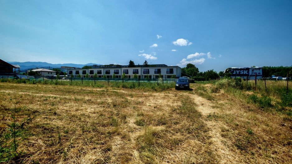 BARTOLOMEU,intravilan,intre case,suprafata de 774 mp,constructii P+2 - Poză 15