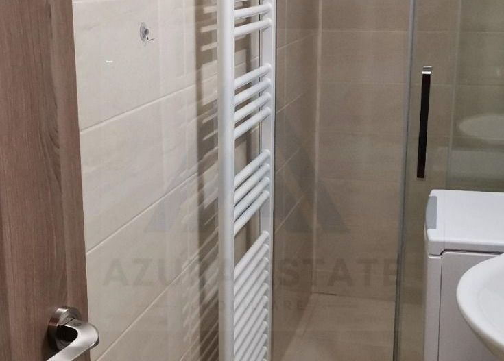 Apartament 2 camere 55 mp utili etajul 1 cu balcon in zona Centrala - Poză 9