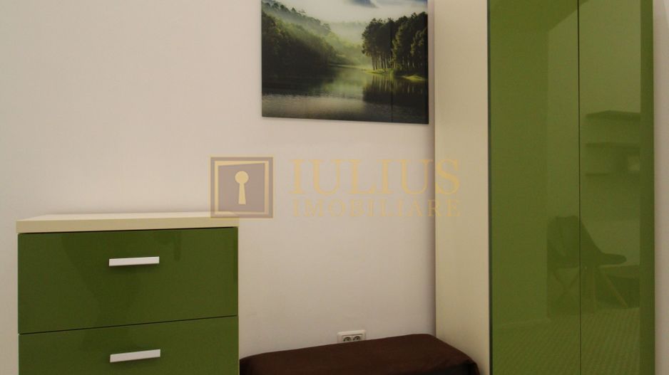 Ultracentral, loc de parcare, amenajari de calitate ! - Poză 14