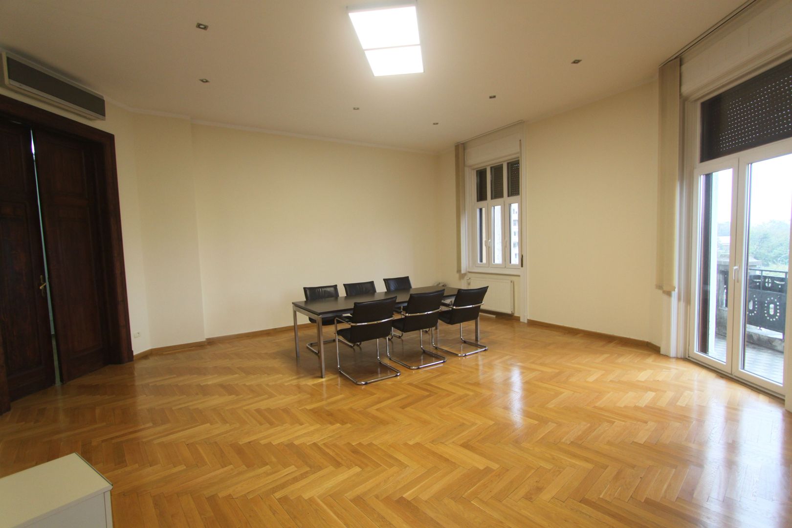 Apartament pretabil birou - Piata Victoriei - Poză 7
