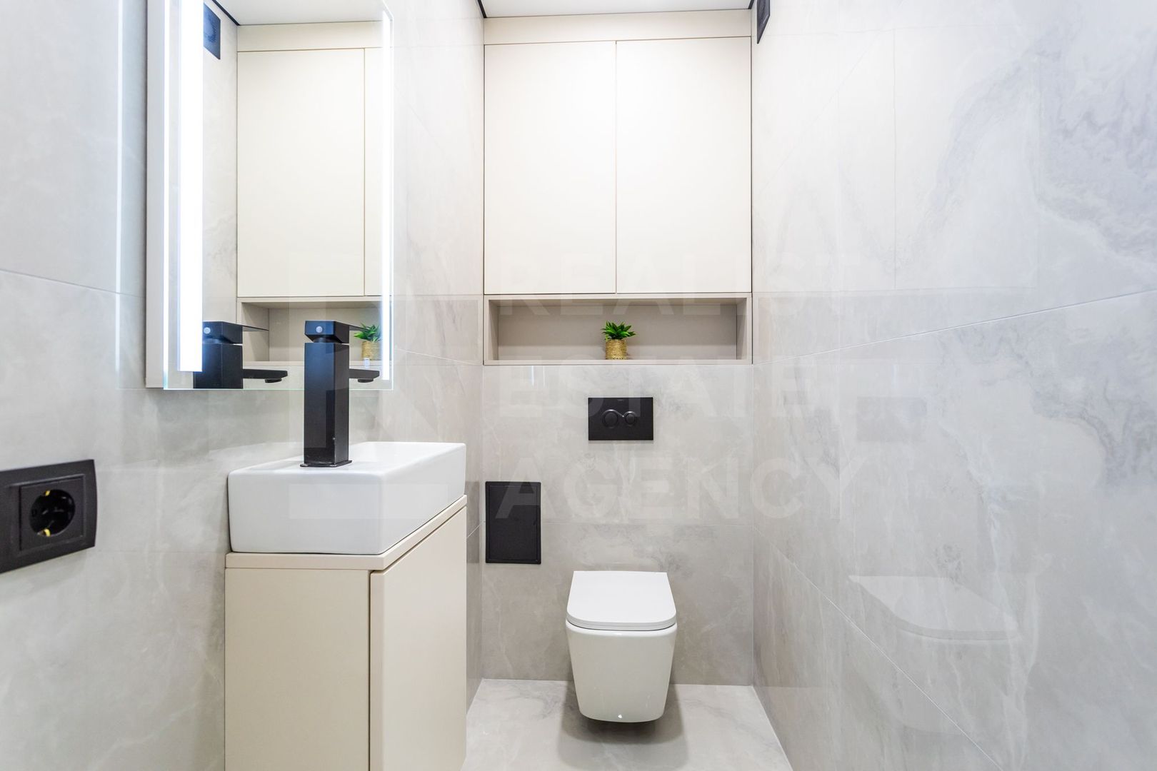 Vânzare, apartament,3 camere, Strada Nicolae Milescu Spătarul, Ciocana - Poză 16