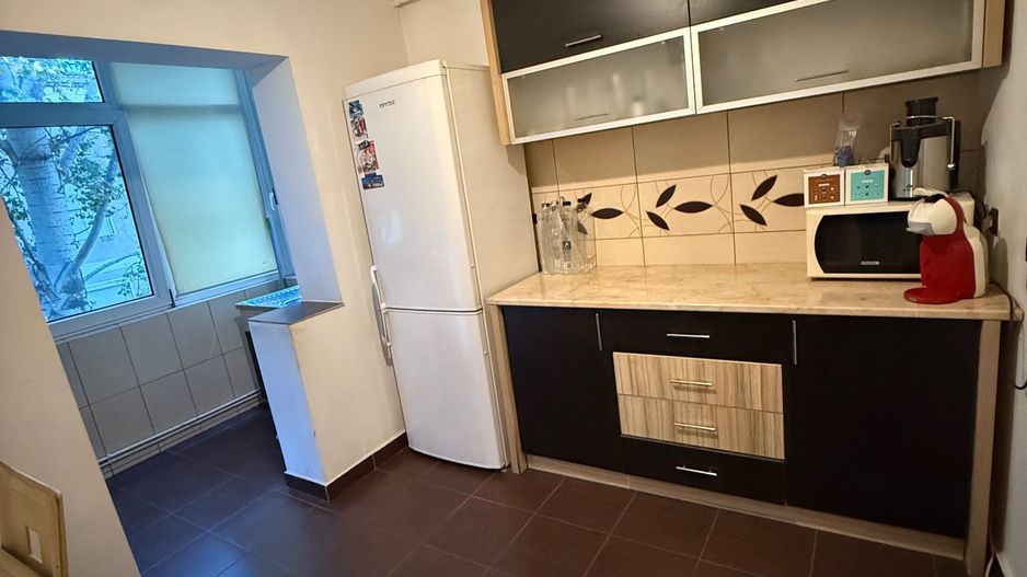 Soarelui | 3 camere | Decomandat | 2 băi | 2 balcoane | Etaj 3 - Poză 4