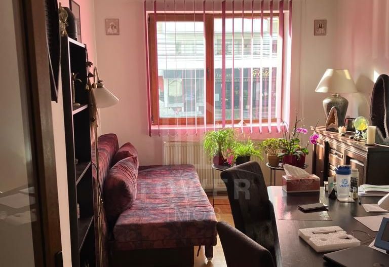 Apartament cu Terasă și Curte – 4 Camere, 120 mp Ultracentral - Poză 10