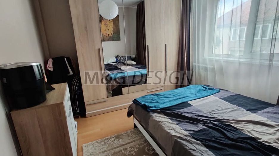 Apartament  2 camere modificat in 3 camere Aradului - Poză 10
