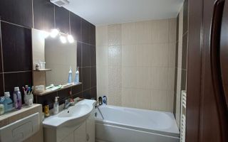 Apartament cu 3 camere - 70mp - Zona Aradului - Poză 4