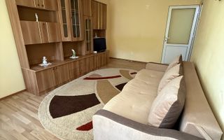 🏛️ De închiriat 2 camere, Micro 20, 350 euro/luna - Poză 1