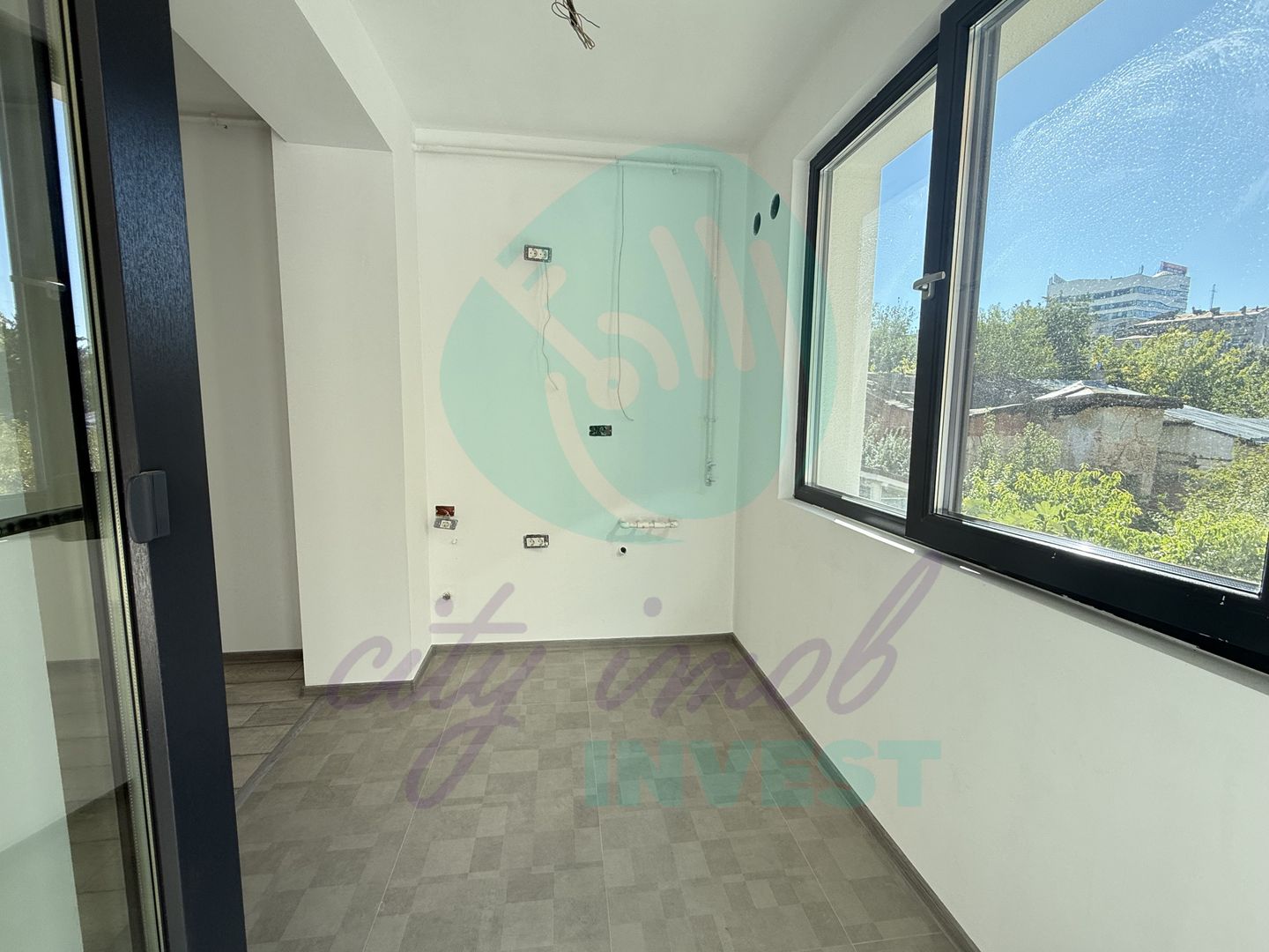 Bloc boutique la cateva minute de metrou Muncii - Poză 15