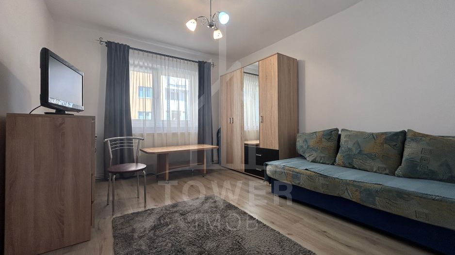 Apartament de închiriat - Zona Vasile Aaron - Poză 1