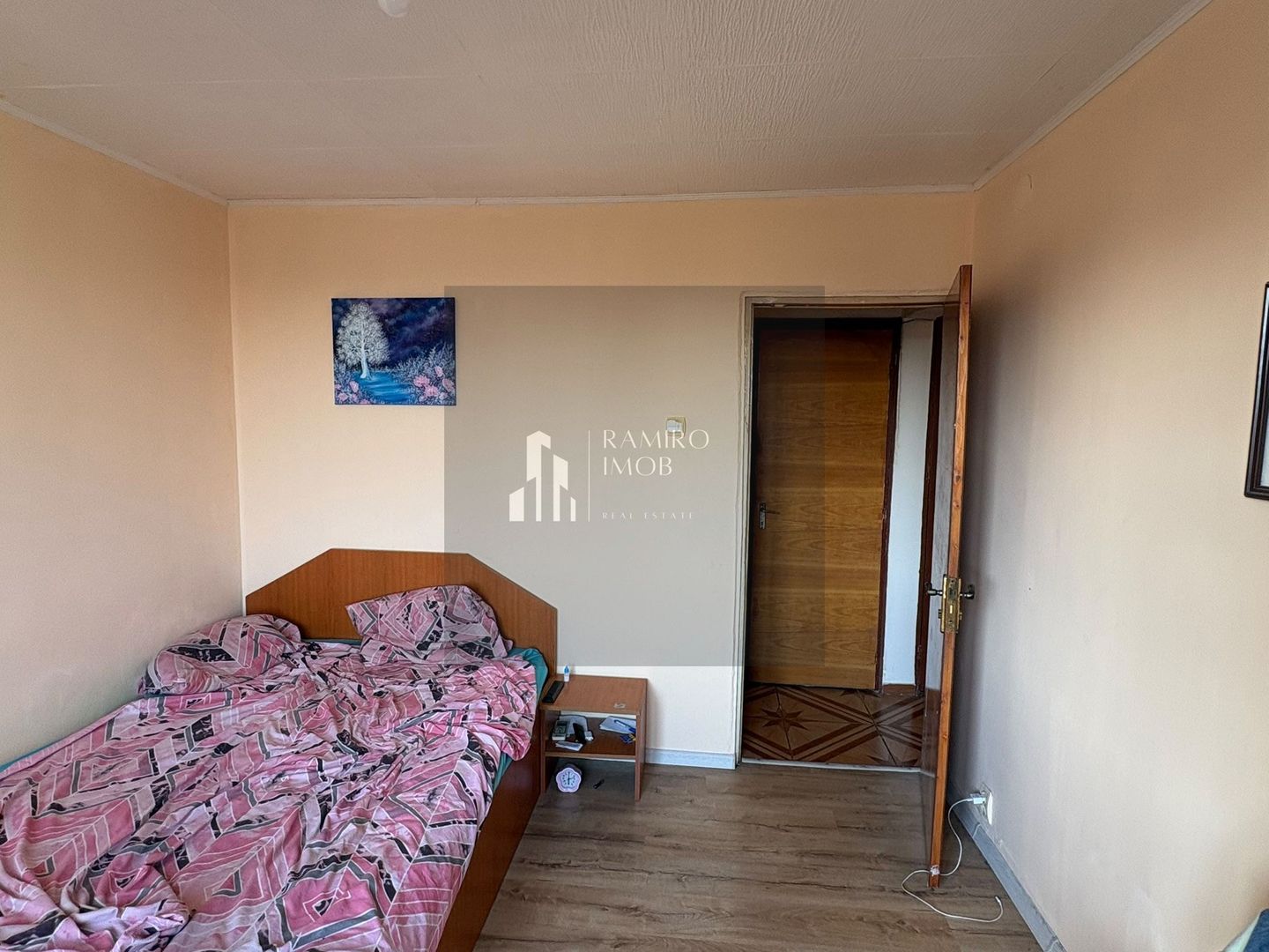 Apartament 3 camere decomandat -10 minute de metrou Aparatorii Patriei - Poză 7