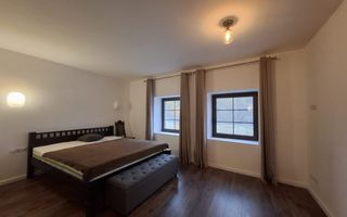 Casă complet renovată de vânzare în Amnaș – la doar 25 km de Sibiu! - Poză 30