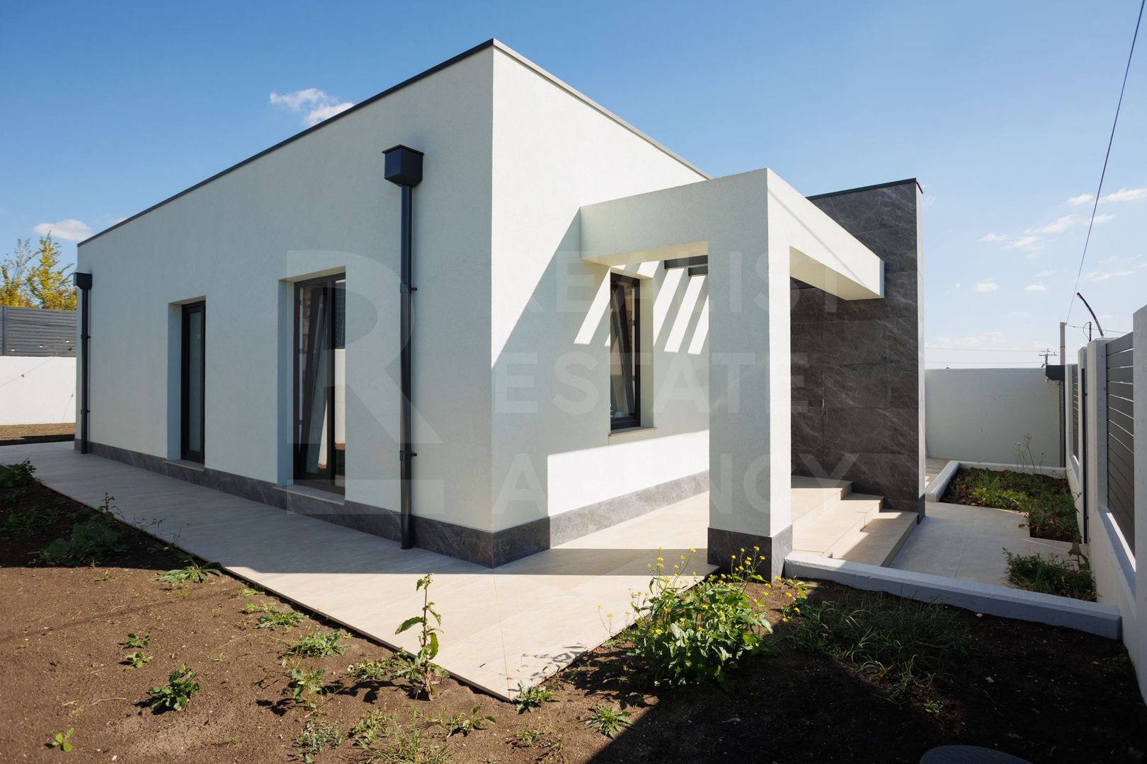 Vânzare, Casă Hi-Tech, 4 camere, str. Ion Suruceanu, Ialoveni - Poză 12