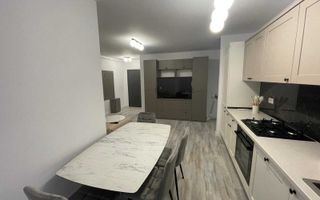 Apartament 2 camere decomandate + living,  zonă premium. - Poză 2