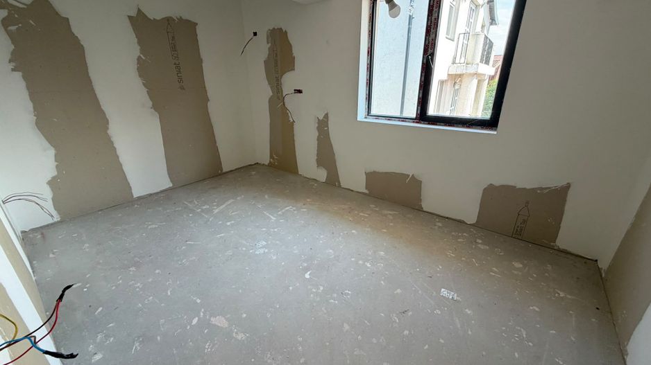 CASA INDIVIDUALA - 5 CAMERE, INCALZIRE PARDOSEALA , TEREN 420 COMIS 0% - Poză 6