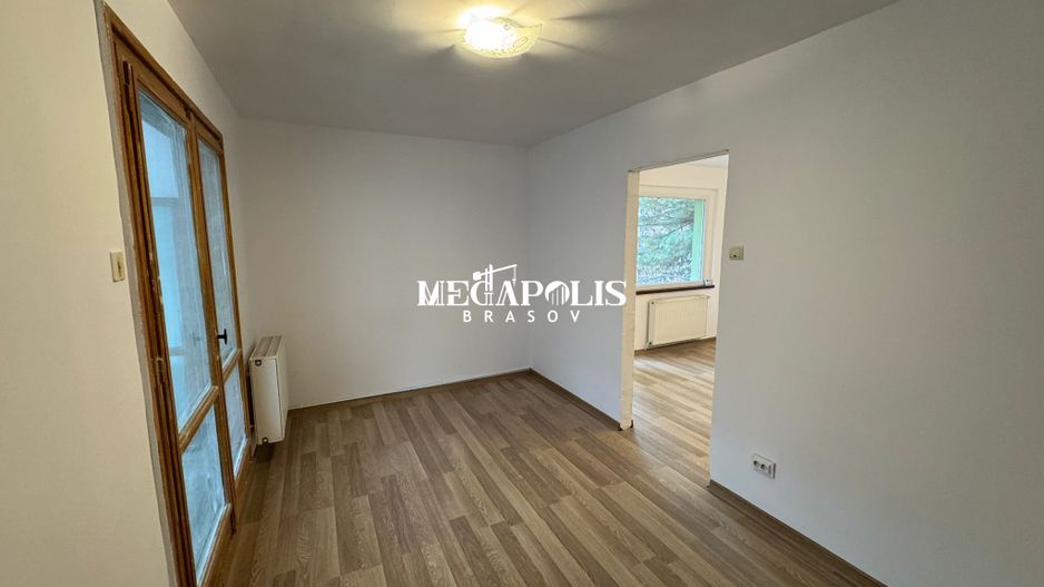 Apartament cu 3 camere Calea Bucuresti - Poză 4