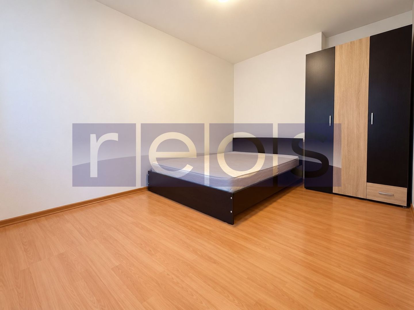 DE VANZARE APARTAMENT 3 CAMERE  | ETAJ 6/10 | LUJERULUI  | METROU - Poză 4