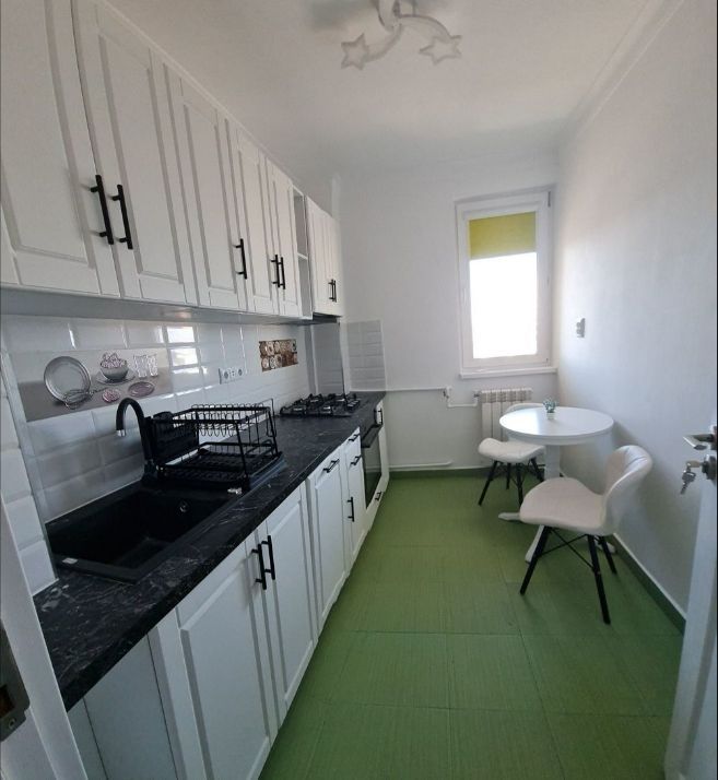 APARTAMENT 3 CAMERE DE LUX 1 MAI | METROU - Poză 4