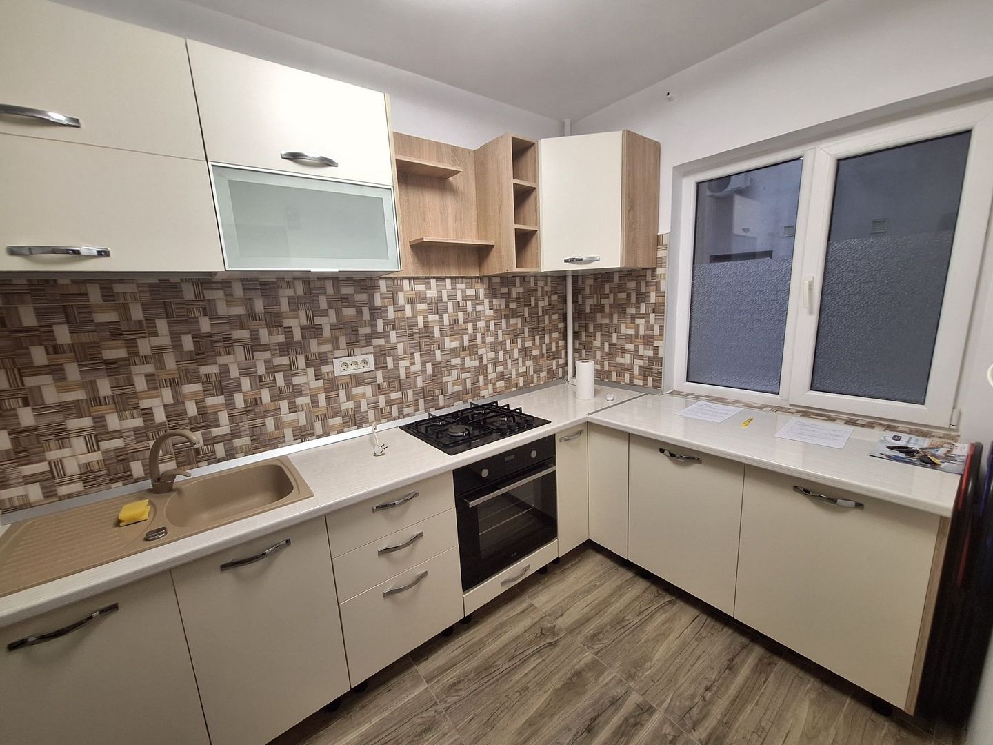 Apartament 3 camere de inchiriat in zona Valea Ialomitei Pet Friendly - Poză 2
