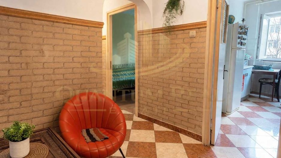 Vanzare Apartament 3 camere, Bd. Alexandru Obregia bloc din 1979 - Poză 1