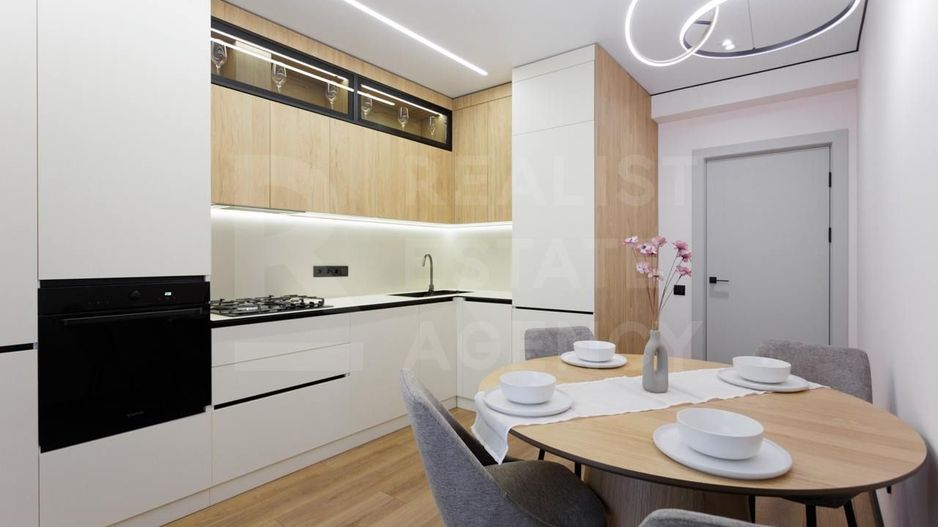 Vânzare, apartament, 3 camere, strada Ion Buzdugan, Buiucani - Poză 1