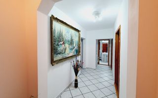 Apartament cu 5 camere decomandate, Cetate - zona scolii Mihai Eminescu - Poză 4