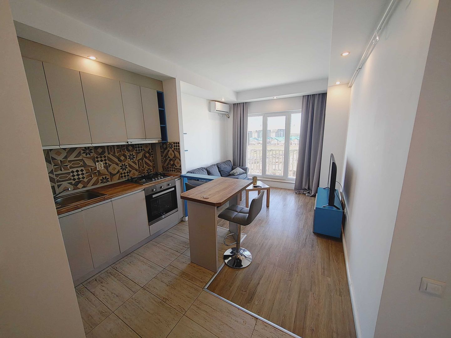 Studio dublu in Cosmopolis - Poză 1