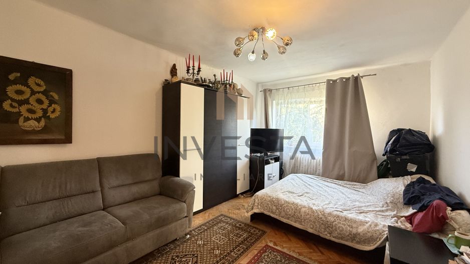Apartament 3 camere, mobilat + parcare – Gruia. - Poză 2