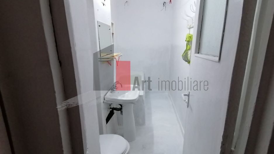 Garsoniera Pajura - bloc 1982 - Poză 5