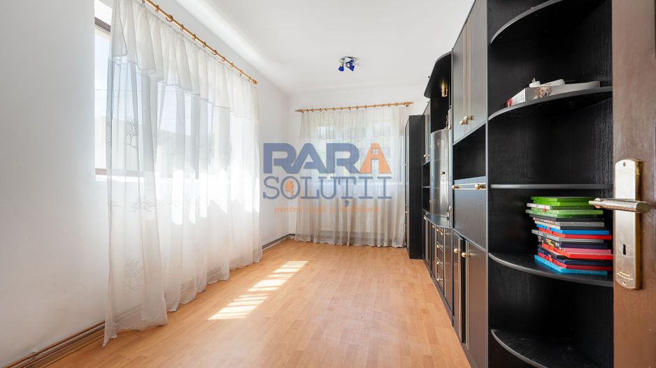 Vilă cu 3 dormitoare - zonă exclusivistă - Poză 5