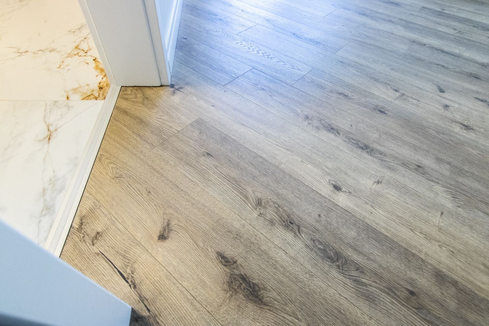 BLOC FINALIZAT, PENTHOUSE - 3 CAMERE, 2 BAI, TERASA DE 178MP,  CENTRALA PROPRIE - Poză 42
