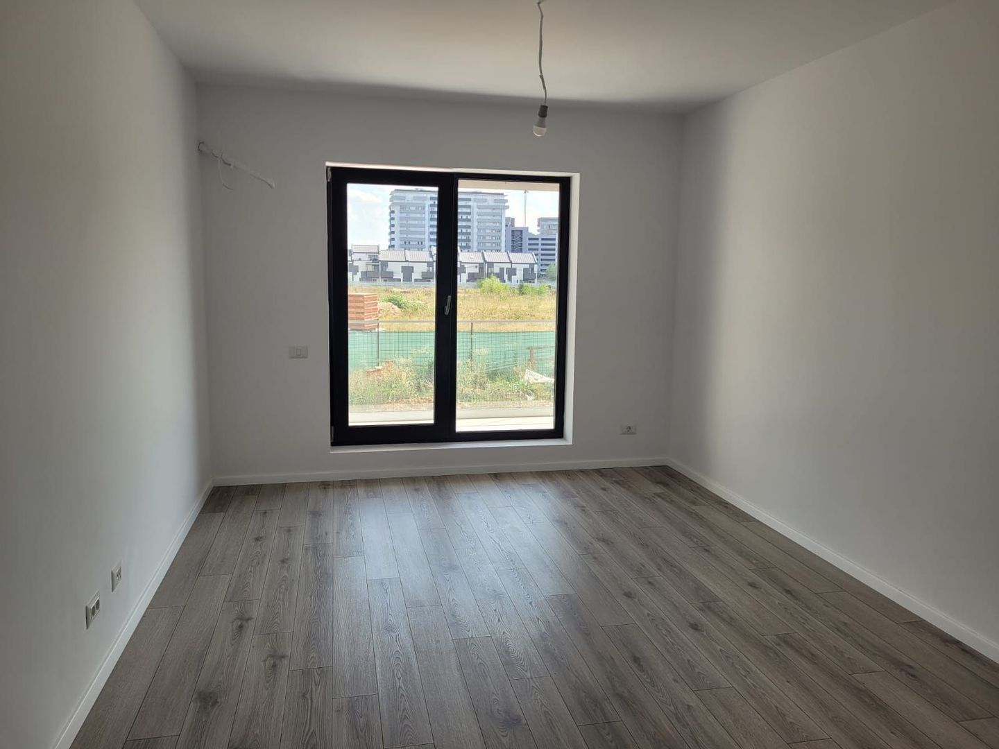 2 CAMERE// AUCHAN TITAN// IRIS MALL// COMISION 0%! - Poză 5