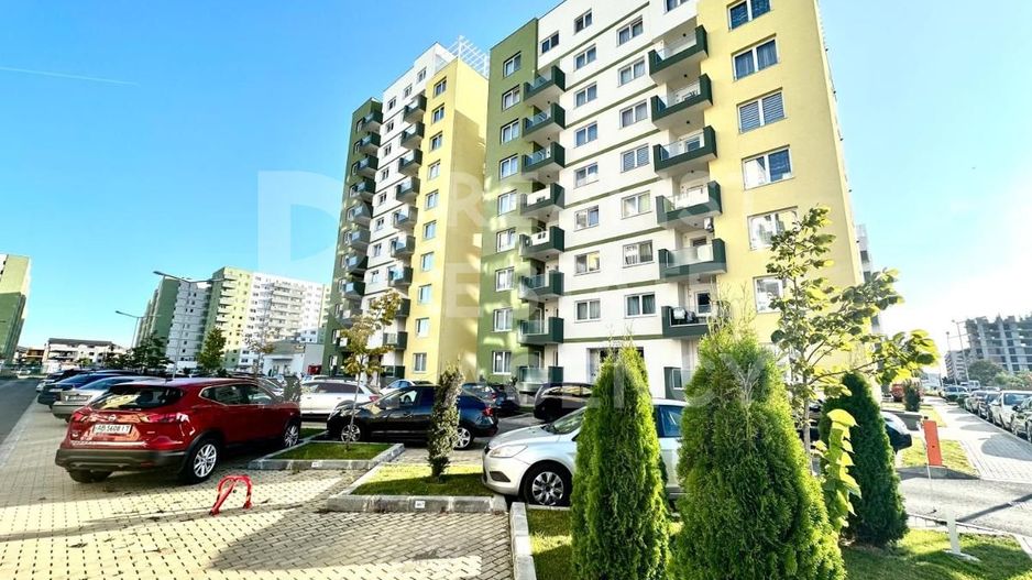 Apartament cu 3 camere de vânzare - Poză 1