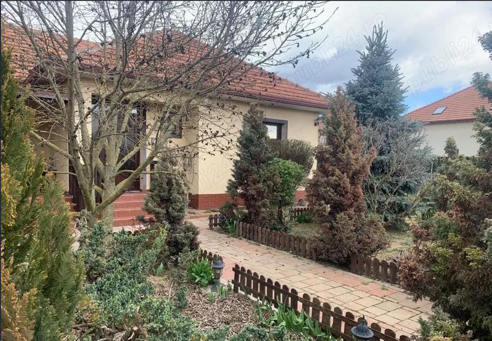 BRASADAS vinde casa cu 3 cam teren 770mp in Lazuri. - Poză 1