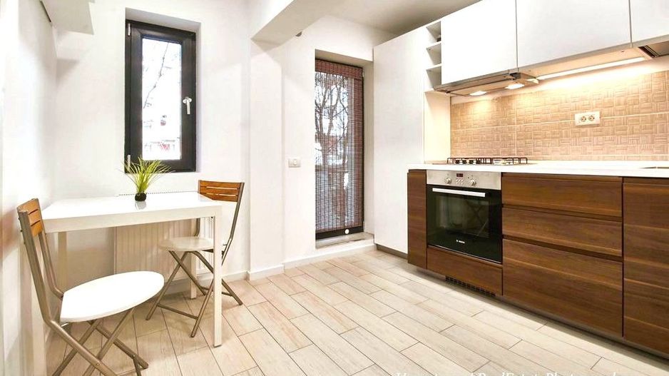 🚇 Închiriez Apartament cu 2 camere, la 100 m de metrou Dristor 2 - Poză 2