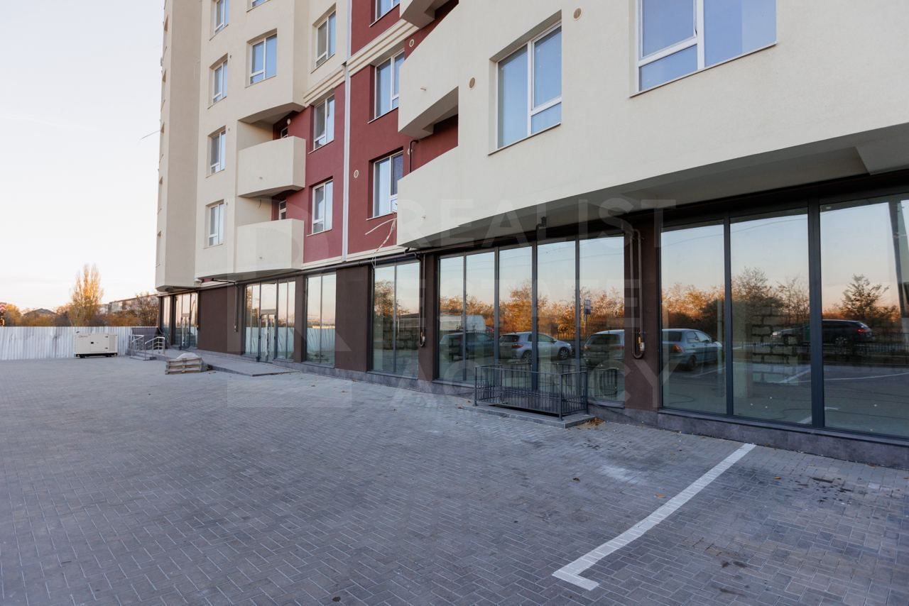 Chirie, spațiu comercial, 527 mp, Ialoveni - Poză 1