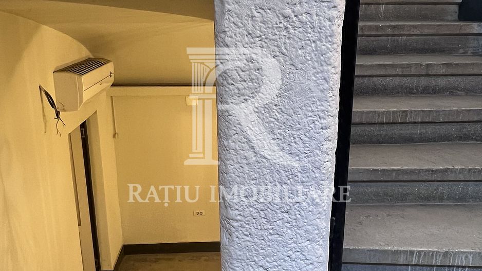 Spațiu Comercial în Imobil Istoric | Locație Ultracentrală | Oradea - Poză 15