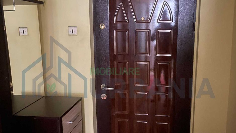 Inchiriez apartament 2 camere, zona Tatarasi - Vasile Lupu, bl. G2 - Poză 1