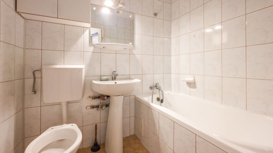 Apartament 3 camere decomandat – Aleea Băiuț nr. 3,  Metrou&Parc&Piata - Poză 14