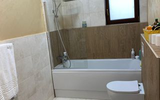 Casa ultrafinisata 199 mp utili garaj si teren 410 mp in Cisnadioara - Poză 8
