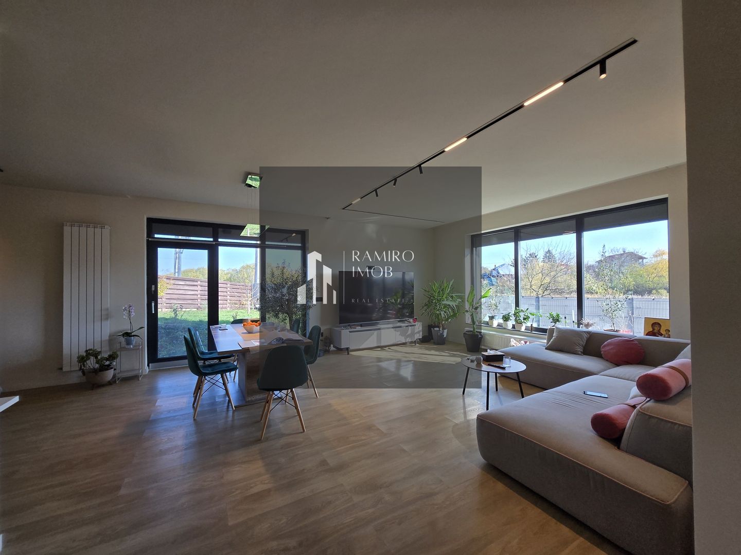 Casa noua 151mp curte 1000m Frumusani mobilata utilata /langa Lac - Poză 3