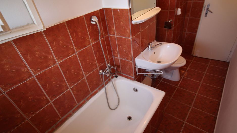 Pozitie avantajoasa - Poză 9