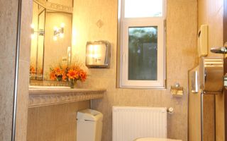 Casă individuală – Dumbrăvița, mobilata si utilata, spatii generoase. - Poză 13