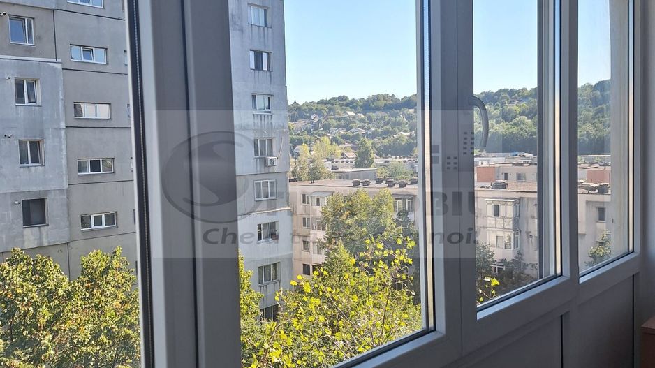 Ap. 3 camere decomandat, etaj intermediar, renovat si mobilat ! - Poză 10