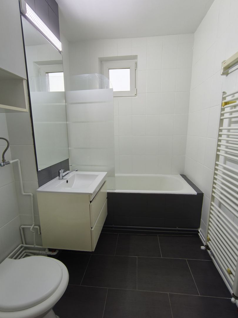 Apartament 3 camere Poli 2 – spatiu, lumina si priveliste - Poză 6