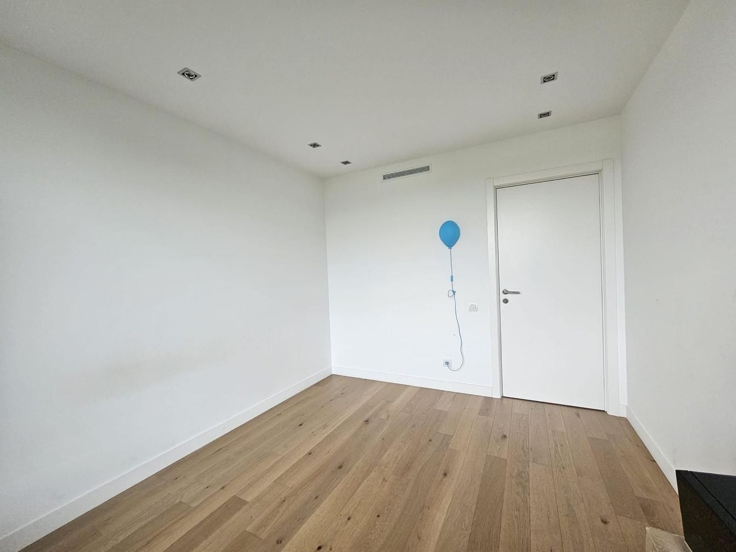 Vilă Type C de inchiriere Amber Gardens - Poză 10