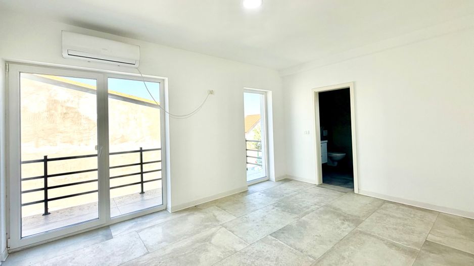 Casa individuală de închiriat - Giroc intrare - Poză 14
