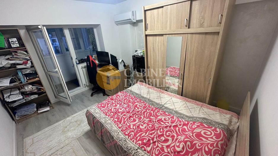 PACURARI - 4 CAMERE DECOMANDAT - ETAJUL 1 - LA BULEVARD - Poză 2